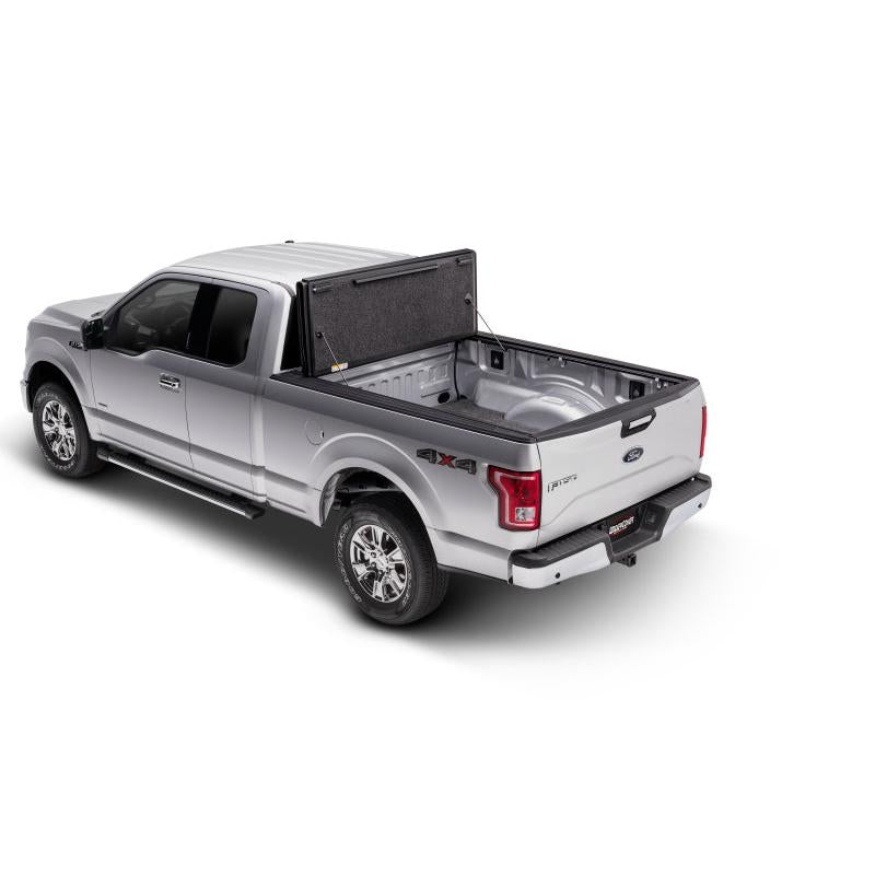 UnderCover 15-20 Ford F-150 5.5ft Ultra Flex Bed Cover - Matte Black Finish