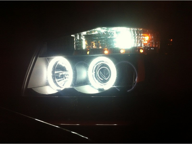 Spyder Nissan Titan 04-14/Armada 04-07 Projector Headlights CCFL Halo LED Blk PRO-YD-NTI04-CCFL-BK-SR1 Performance