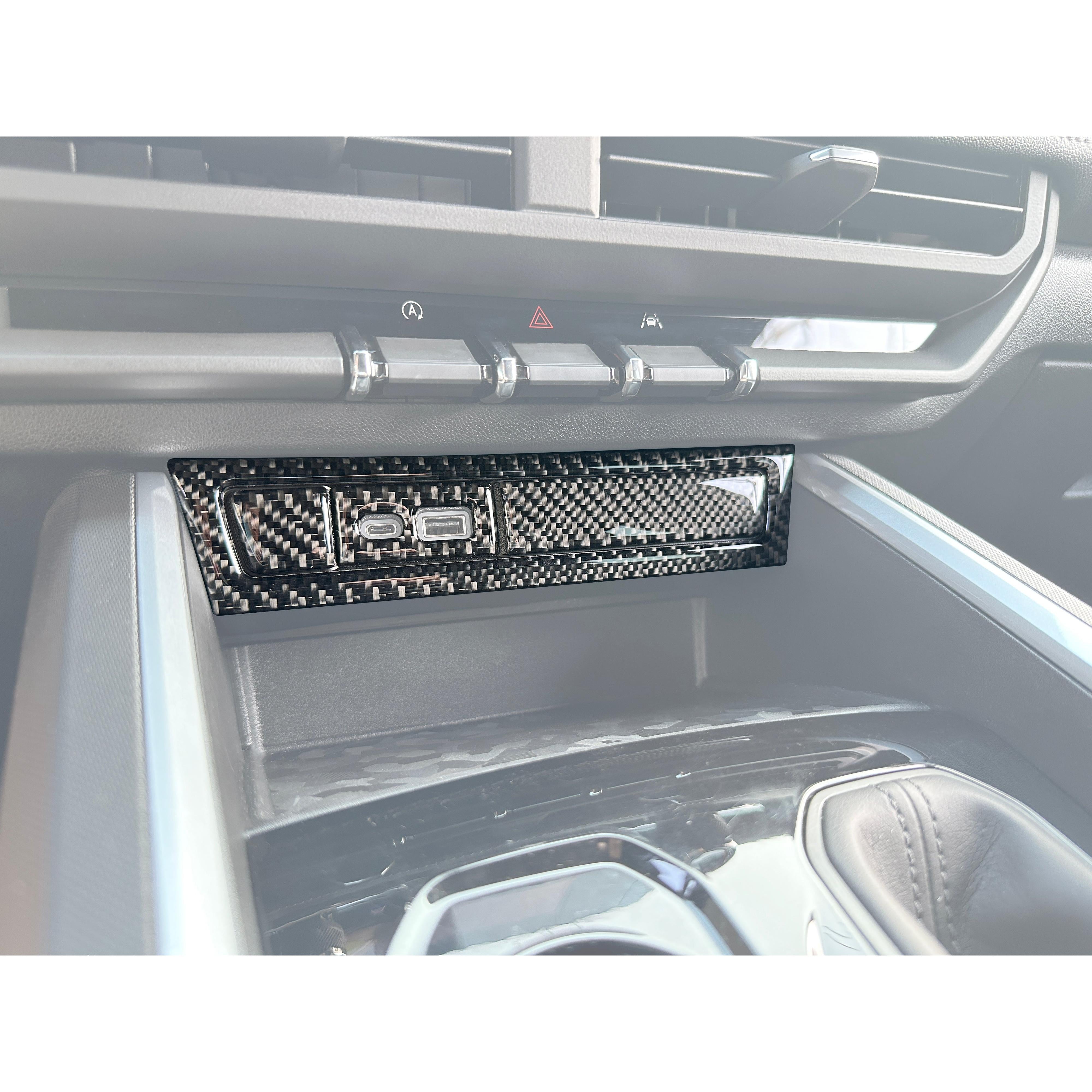Center Dash U.S.B Port Accent Trim Fits 2023-2026 Chevrolet Colorado & GMC Canyon