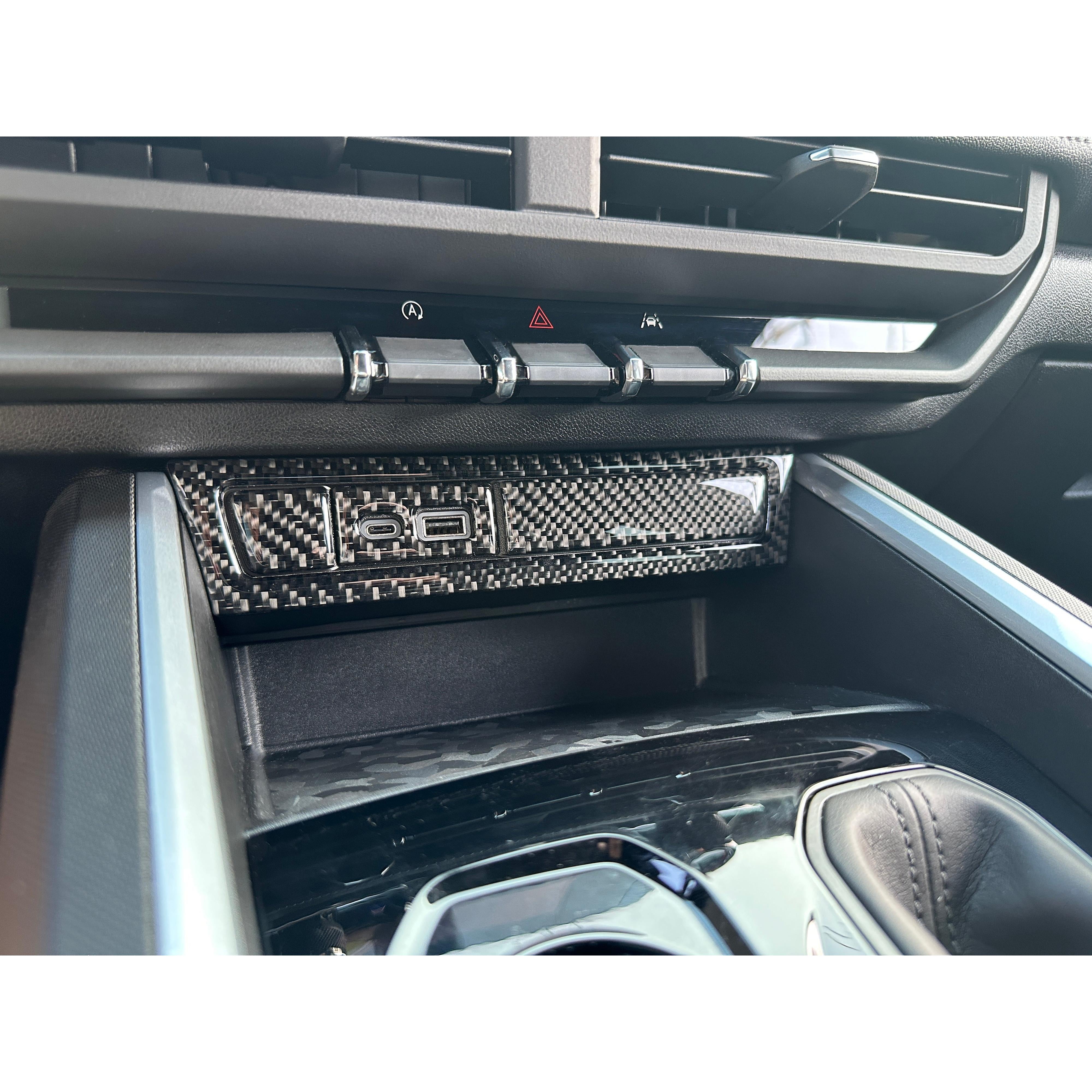 Center Dash U.S.B Port Accent Trim Fits 2023-2026 Chevrolet Colorado & GMC Canyon