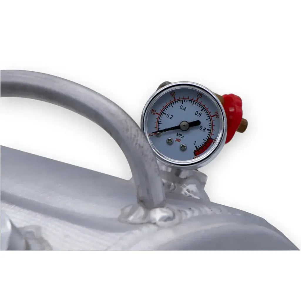 Strong lightweight aluminum construction helps reduce unnecessary weight providing 900104