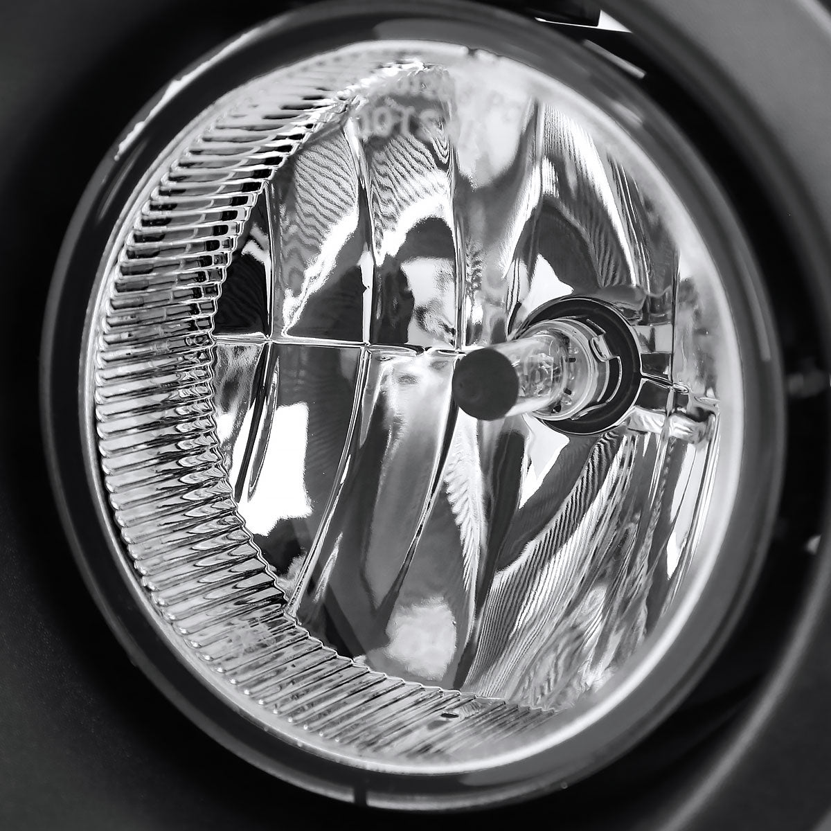 2011-2014 Ford F-150 FX2/ FX4/ King Ranch/ Lariat/ STX H10 Fog Lights Kit (Chrome Housing/Clear Lens)