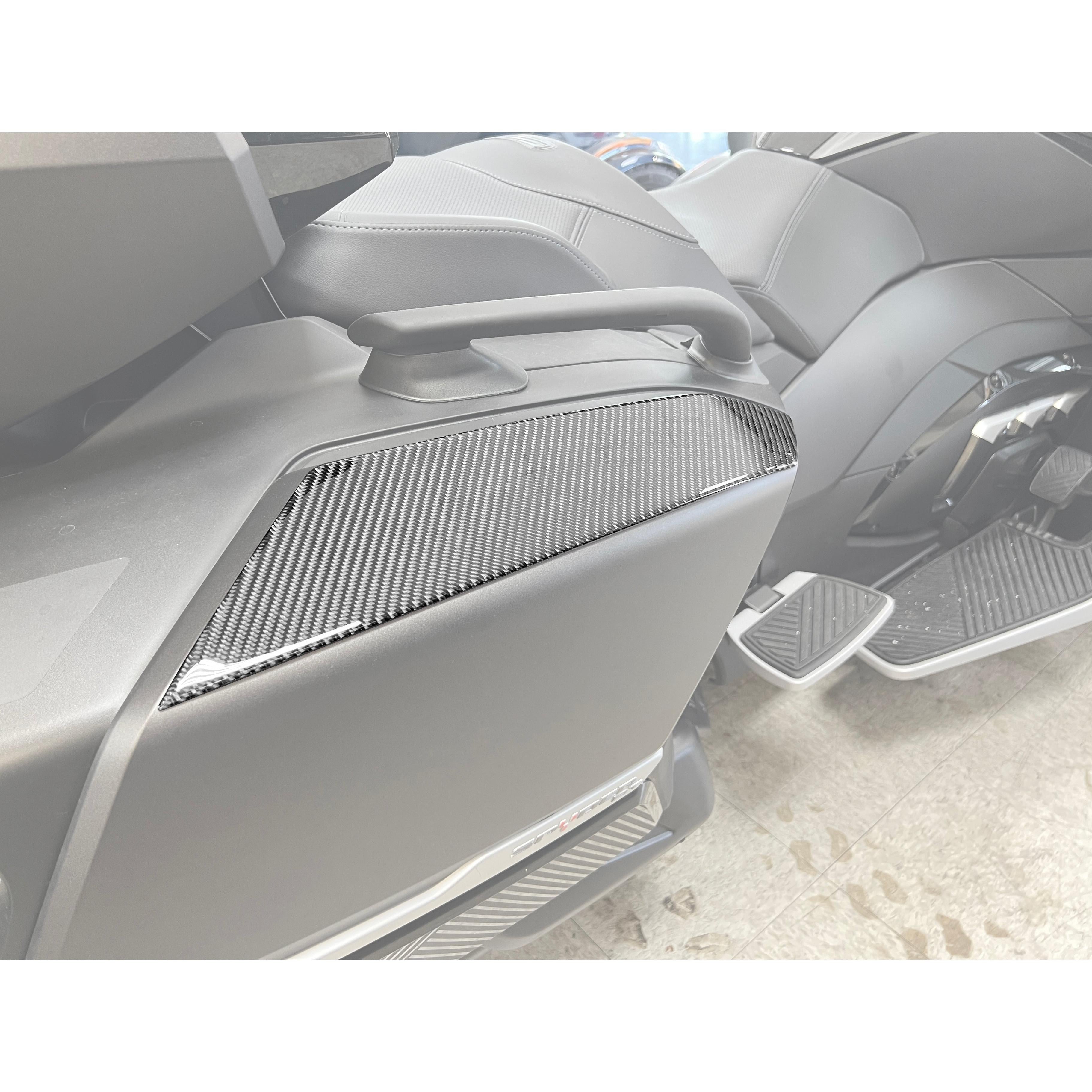 Saddlebag Top Overlays Fits 2024-2024 Can Am Spyder