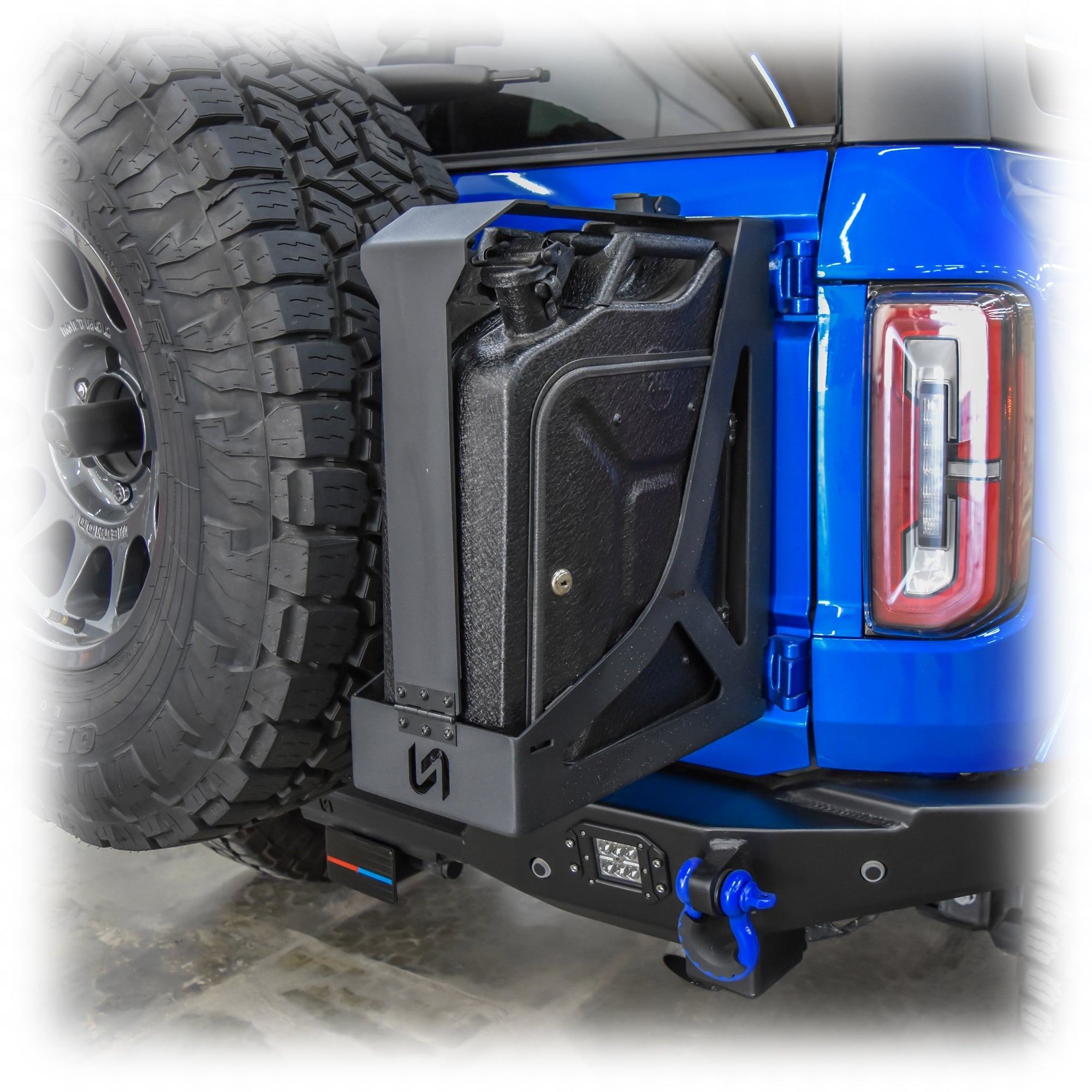 2021+ Ford Bronco Tailgate Jerry Gas Can Mount
