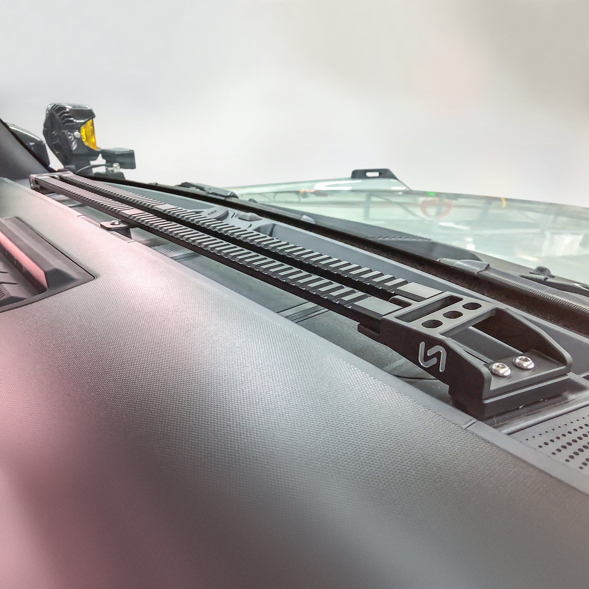 2021+ Ford Bronco Dashboard Mount - Turn Offroad