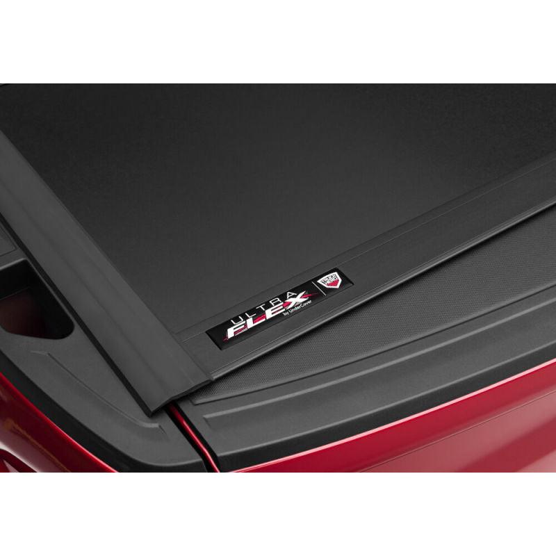 Undercover 2023 Chevrolet Colorado / GMC Canyon 5.2ft Short Bed Ultra Flex Bed Cover - Black Texture