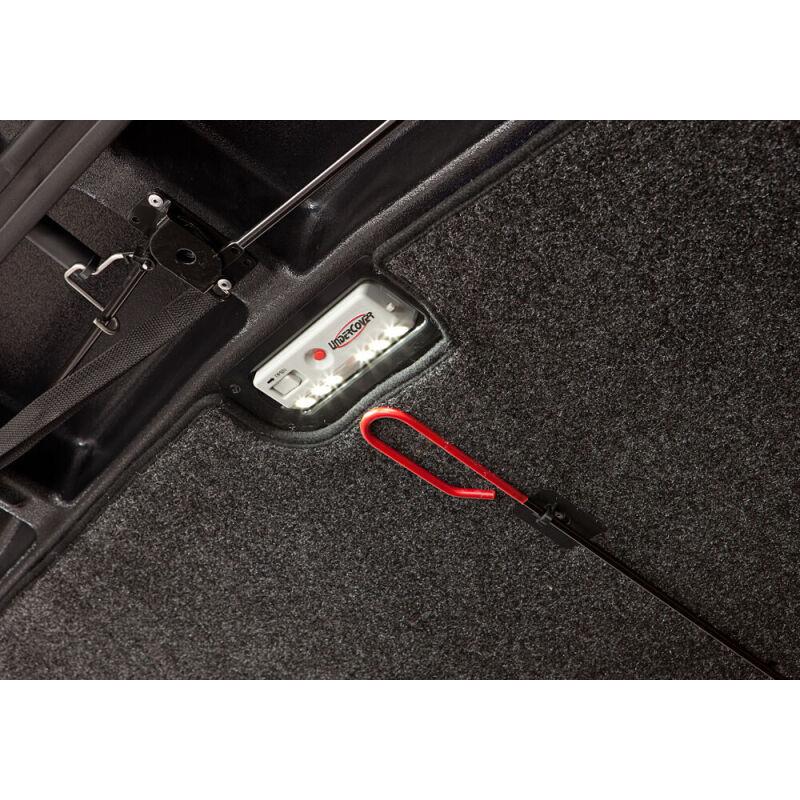 UnderCover 22-24 Toyota Tundra CC 5.5ft w/ Deck Rail Sys Elite LX Bed Cover - Platinum White Pearl