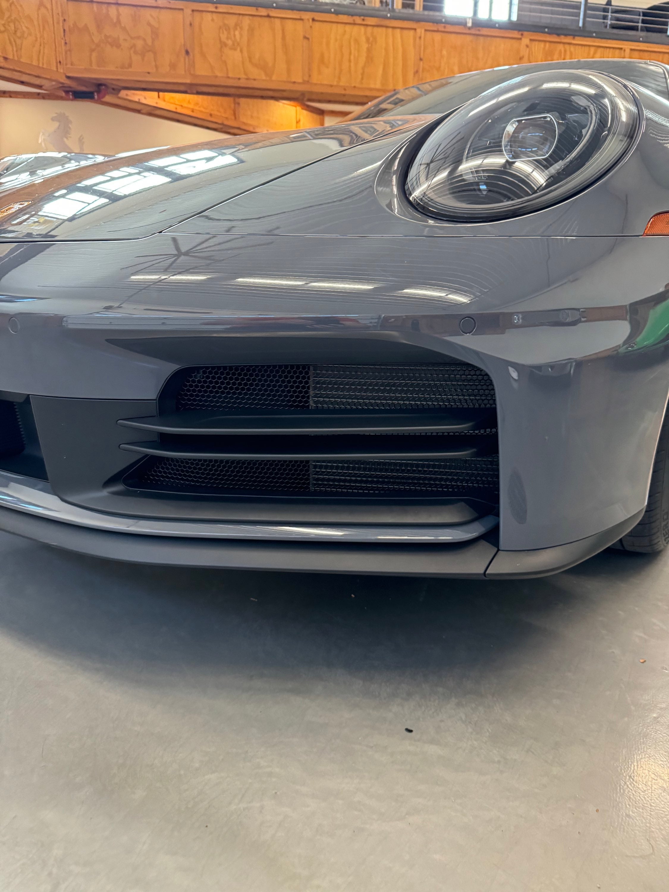 Porsche 911 992.2 Carrera Front Left & Right Radiator Grilles