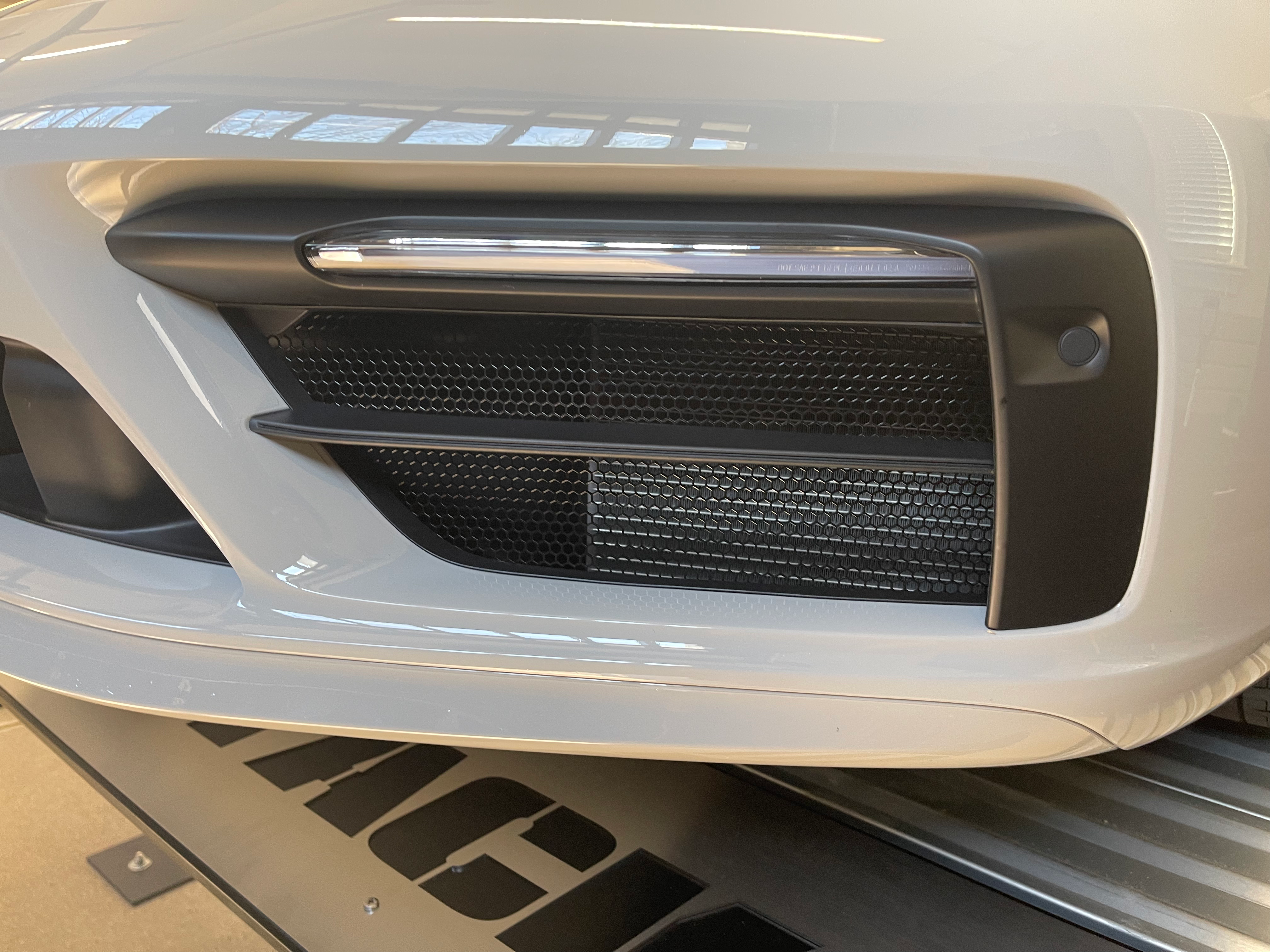 Porsche 911 992.1 GTS/ Sports Design Front (left and right) Radiator Grilles