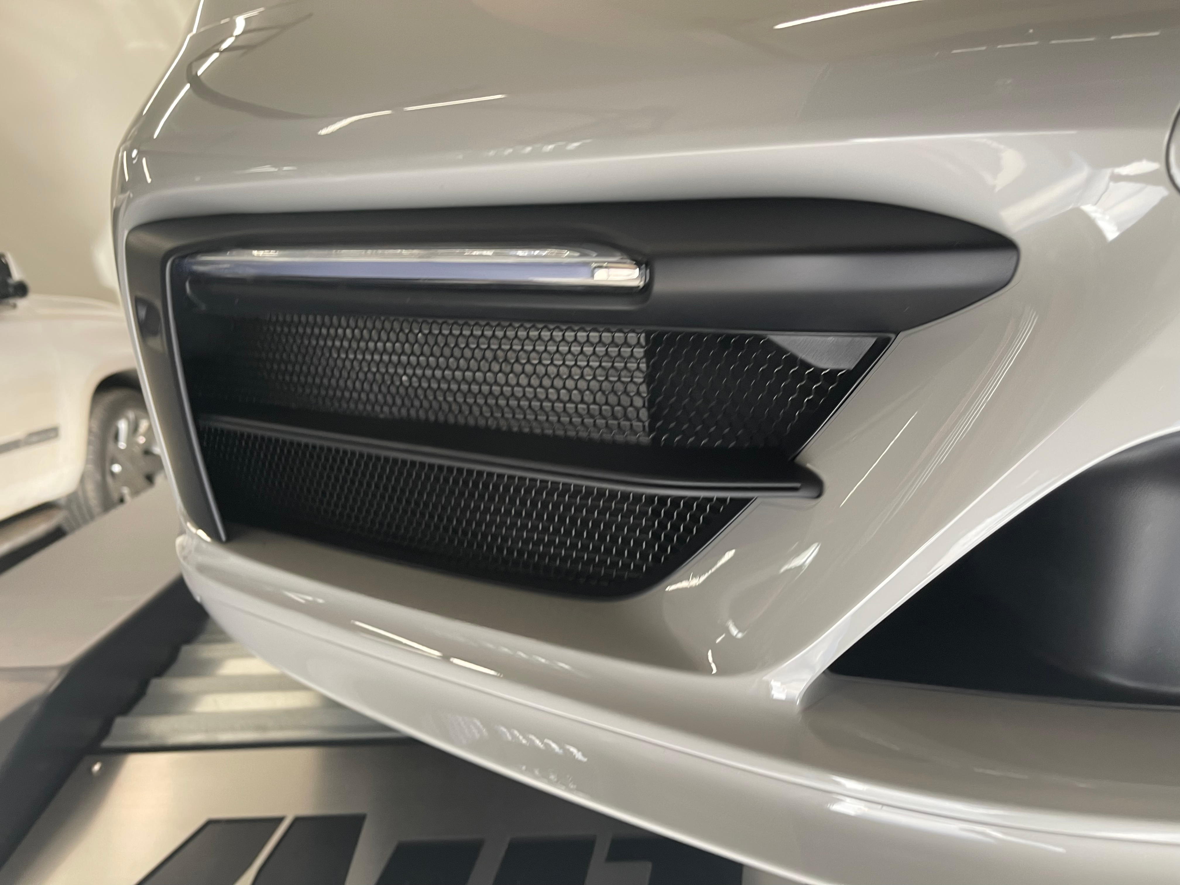 Porsche 911 992.1 GTS/ Sports Design Front (left and right) Radiator Grilles