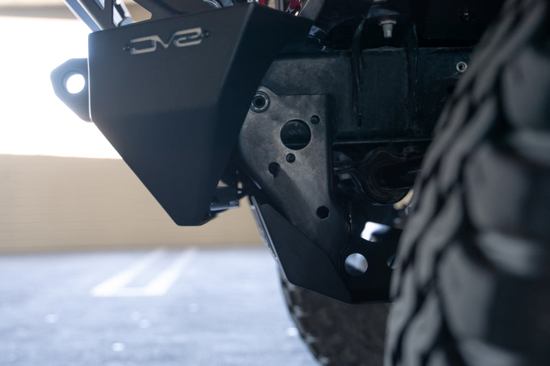 DV8 Offroad Jeep Wrangler JL & Gladiator JT Sway Bar Disconnect Skid Plate (Part Number: SPJL-02)